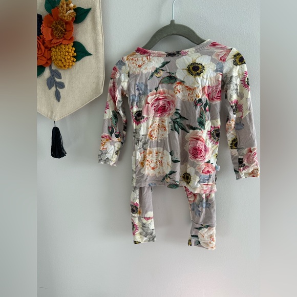 Bamboo Floral Sleeper Bundle 12/18M - Picture 2 of 5